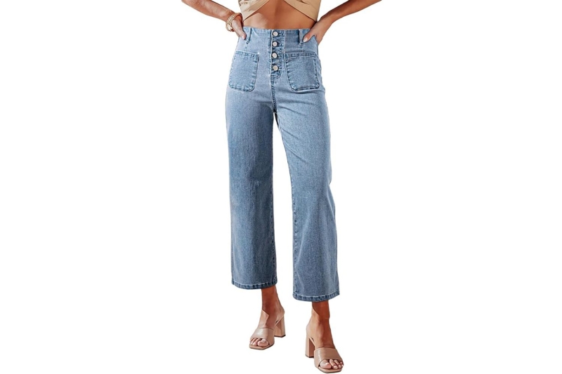 Amazon shoppers are wearing Sidefeel’s number one best-selling High-Waisted Jeans through fall because they’re soft like sweatpants, are super stretchy, and are on sale starting at just $28 right now.