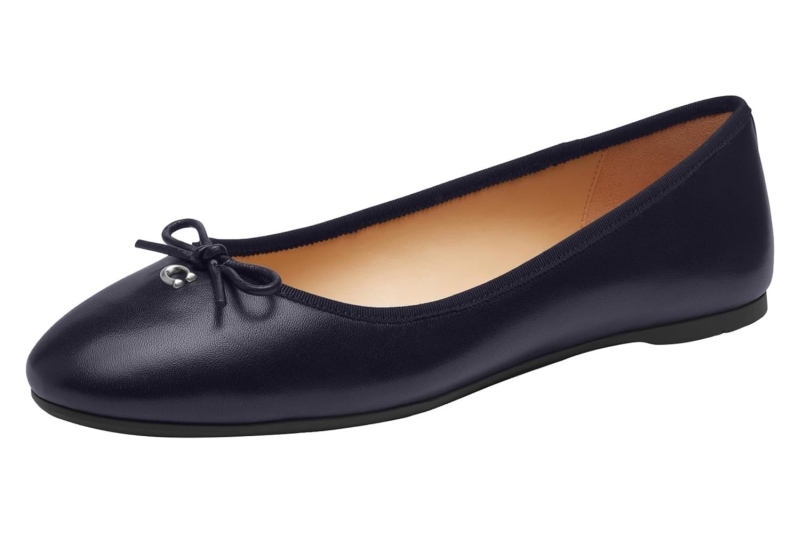 Ballet flats are trending on Amazon right now, and I found 10 styles worth shopping, starting at $26. Find stylish, comfortable ballet flats from Sam Edelman, Coach, Cole Haan, and more that you can wear now and in the fall.