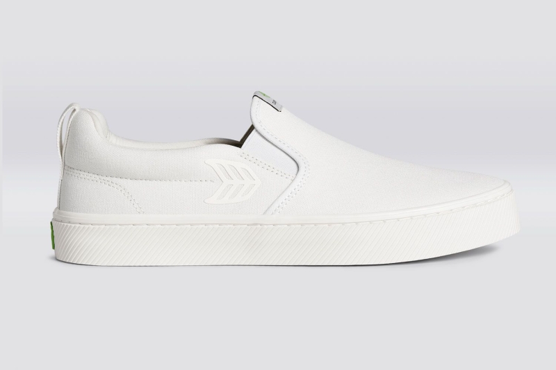 The Cariuma sneakers worn by Brooke Shields, Ashton Kutcher, and Alexandra Daddario are 40 percent off during the brand’s secret archive sale. Save on the Oca Low, Catiba, and Slip-On sneakers using the exclusive code.