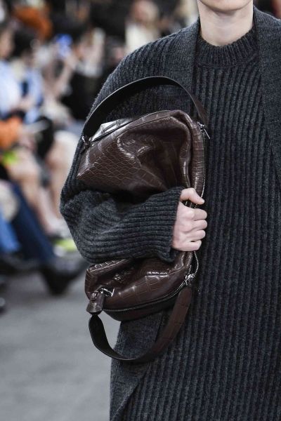 The memo coming from the fall/winter 2024 runways is all about putting a spin on fall accessory staples. As fall fashion quickly approaches, take a look at some of the accessory trends worth trying this season.