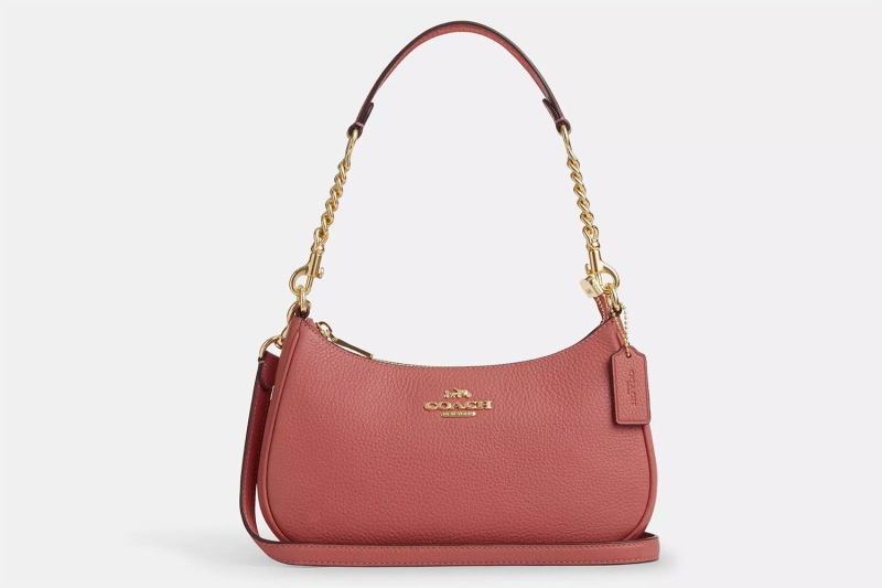 The nine bags a fashion editor is buying from Coach Outlet’s new arrivals, up to 68 percent off. Shop slouchy shoulder bags, tote bags, crossbody styles, wristlets and more starting at $31.