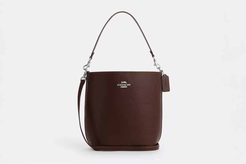 The nine bags a fashion editor is buying from Coach Outlet’s new arrivals, up to 68 percent off. Shop slouchy shoulder bags, tote bags, crossbody styles, wristlets and more starting at $31.