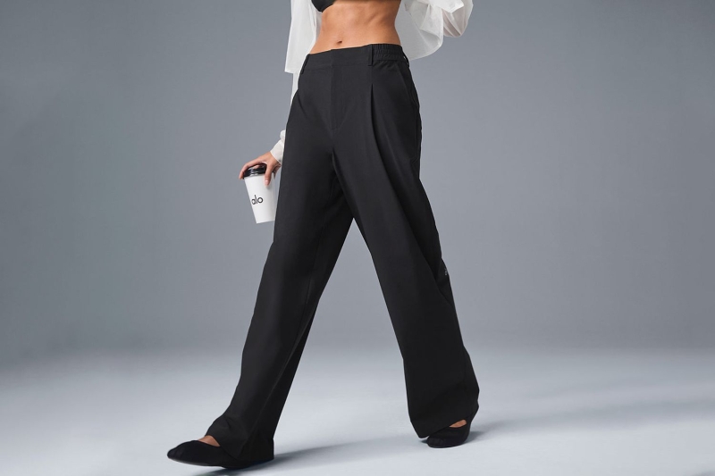 Alo Yoga has a hidden travel shop full of comfortable travel clothes. The Jennifer Lopez and Jennifer Garner-worn brand has leggings, sweats, sneakers, and more.