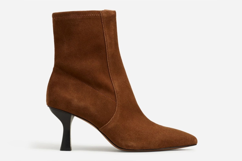 Fall shoe season is my favorite season, especially because I love to wear my suede boots. Ahead, I rounded up all the boots I own, plus a few more that I’m also eyeing, that have passed my strict suede boot test. Shop styles from J.Crew, Madewell, Tecovas, and more.