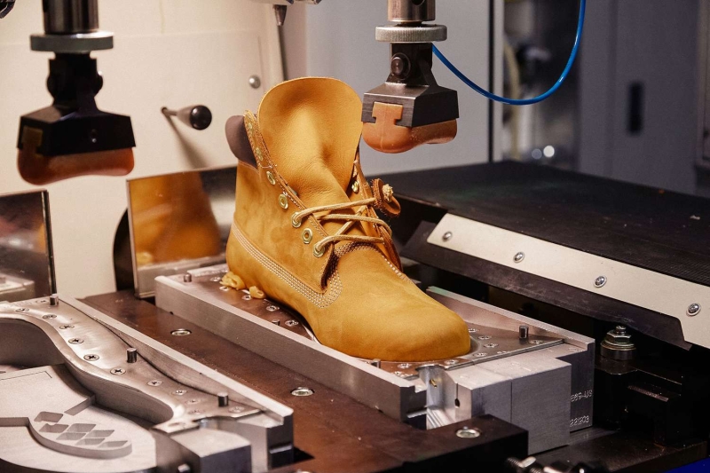 First introduced as the Timberland boot in 1973, Timberland's timeless Original Yellow Boot—informally referred to as The Wheat Boot for its color palette—has stood the test of time (51 years!) as a reasonably priced, masterfully crafted shoe beloved by blue collar Americans, celebrities, and the style obsessed.