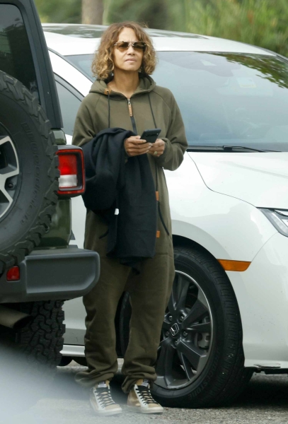 Look of the Day for October 8, 2024 features Halle Berry in a green, long-sleeve romper that looks so cozy and cute. Shop similar sweatsuit one-pieces on sale during Amazon’s October Prime Day.