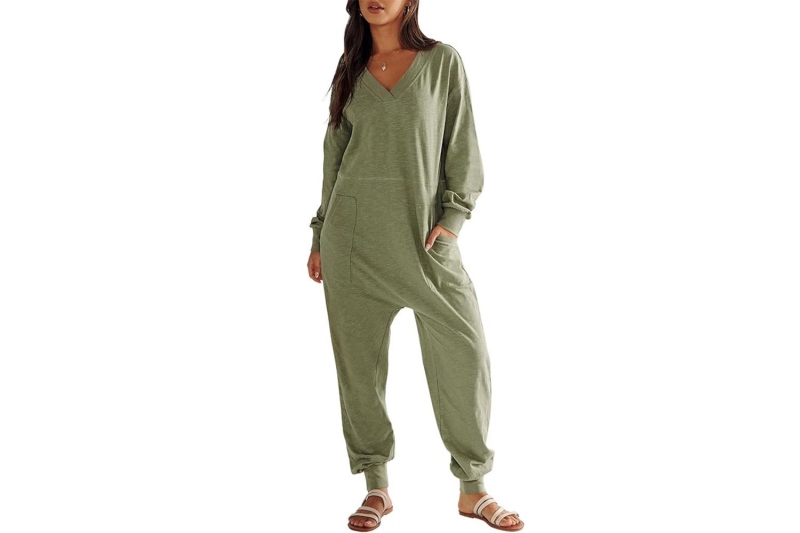 Look of the Day for October 8, 2024 features Halle Berry in a green, long-sleeve romper that looks so cozy and cute. Shop similar sweatsuit one-pieces on sale during Amazon’s October Prime Day.