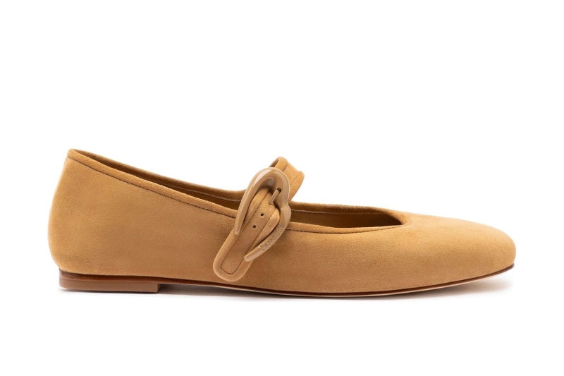 Shoe brand Larroudé has been worn by countless celebs, like Demi Moore and Jennifer Garner, and it just dropped its comfy flats ever. Shop the Verona Mary Jane ballet flat that’s bound to sell out.