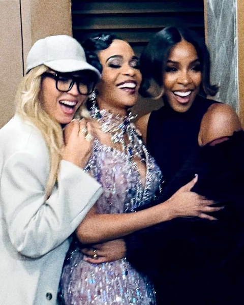 Beyoncé joined Kelly Rowland and Michelle Williams for a surprise Destiny's Child reunion on Broadway. As Williams performed in 'Death Becomes Her," Bey embraced the underwear as outwear trend wearing granny panties with a geek chic look.