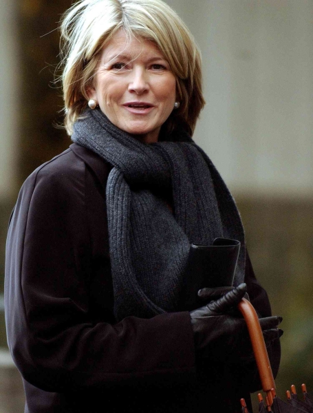 Martha Stewart's 2004 trial outfits is some of the best celebrity court fashion of all time. In honor of Netflix's Martha documentary, we're taking a look back at the ultimate quiet luxury icon.