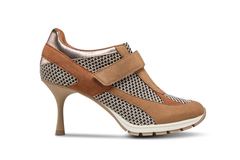 Sneex’s Icon sneaker heels made Oprah’s 2024 Favorite Things list. Shop the hybrid shoes Oprah, Gayle King, and Reese Witherspoon have worn from Sneex and Amazon for $395.