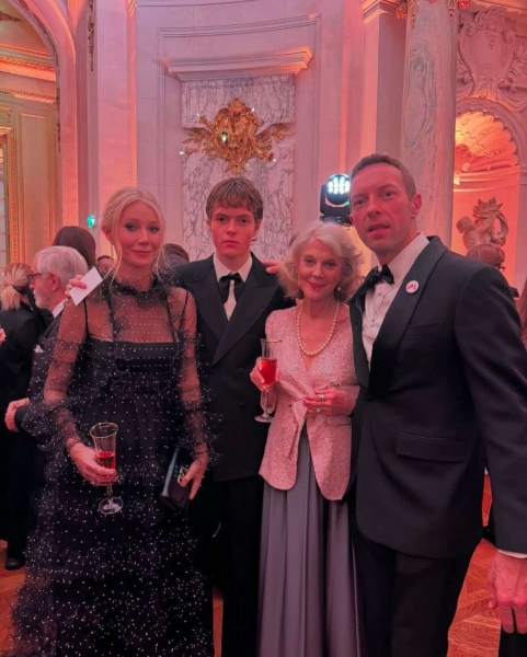 Gwyneth Paltrow's lookalike daughter Apple Martin made her debutante debut in Paris in a custom Valentino gown that took 750 hours to make on Nov. 30. The college student was joined by her mom, dad Chris Martin, brother Moses, and grandma Blythe Danner.