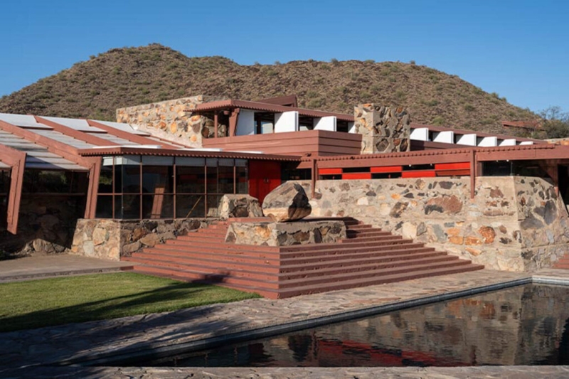 Lutron Bathes Frank Lloyd Wright's Taliesin West In New Light