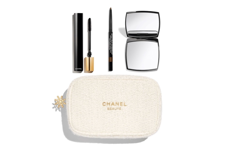 A shopping editor with a knack for gifting says these 17 gifts from brands including Laneige and Coach were the most popular. Shop them starting at $17 at Amazon, Chanel, and more.