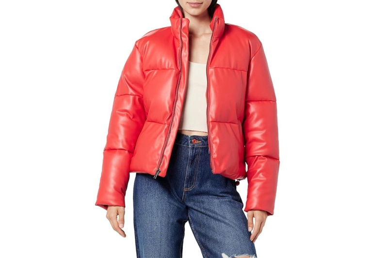 An InStyle writer living in New York City revealed the five winter jacket trends she’s seeing everywhere this season. The most popular outerwear styles in NYC include puffer jackets, leather bomber jackets, faux fur-lined coats, and more, with similar verisons starting at just $45.