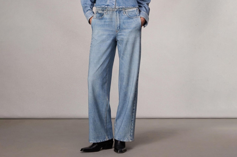 Grace Na, founder of Pistola denim, breaks down the five biggest denim trends for 2025, including barrel leg, wide-leg, straight leg, baggy, and sweatpants jeans. Shop the popular jeans styles from Pistola, Madewell, Nordstrom, and more.