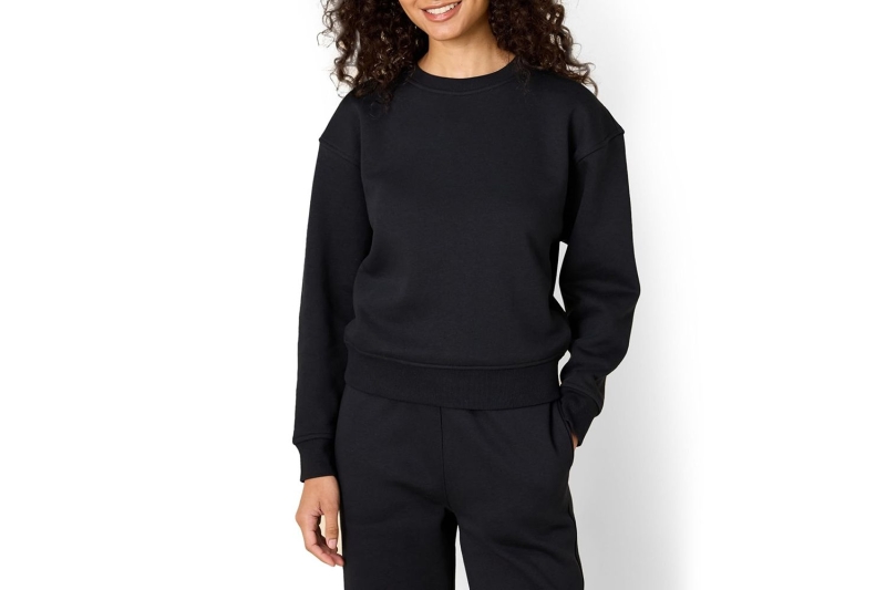 Sofia Richie Grainge dropped an Amazon loungewear line including cozy winter 2025 styles worn by Martha Stewart and Sarah Jessica Parker. Shop comfortable sweatshirts, joggers, and pajamas starting at just $13.