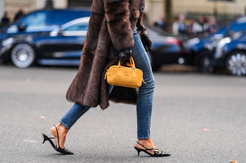 Think of these shoes as the workhorse of your closet; they compliment your looks without taking over. Ahead you’ll find six styles of shoes that you can wear every day that still lend lasting fashion to your wardrobe.