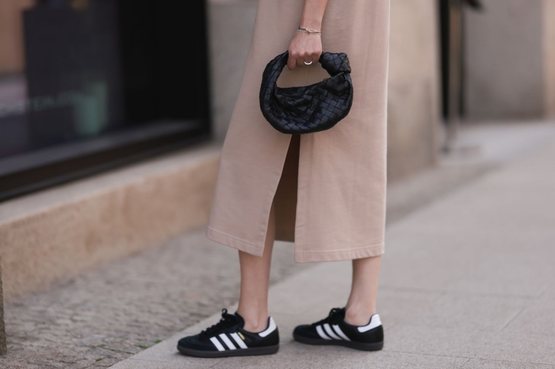 Think of these shoes as the workhorse of your closet; they compliment your looks without taking over. Ahead you’ll find six styles of shoes that you can wear every day that still lend lasting fashion to your wardrobe.