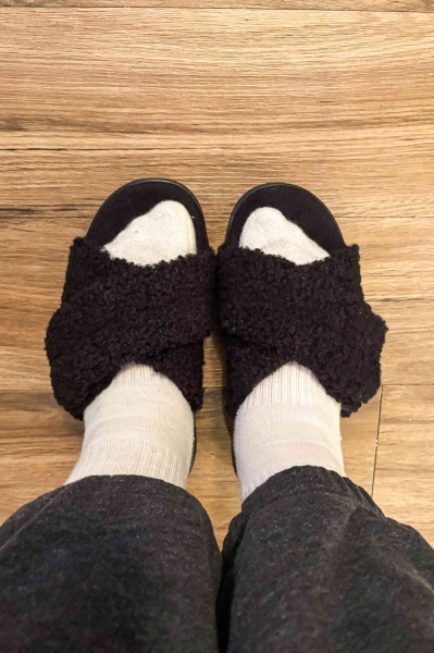 Twenty pairs and four weeks of testing later, the InStyle team found the 10 best slippers of the season. By evaluating their comfort, ease, and warmth, we found the ones to elevate your at-home experience, whether you’re lounging or cleaning.