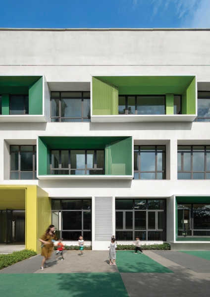 Vibrant Hues Pop In This Renovated School In China