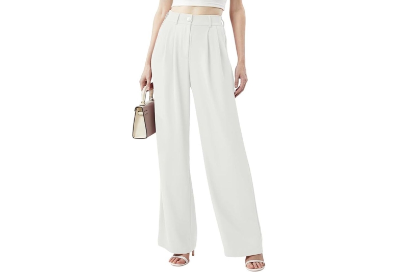 Eva Longoria recently wore wide-leg trousers, a comfortable jeans alternative Sofía Vergara also wears on repeat. To get the look, shop these six similar pairs of baggy pants, including pleated, elastic-waist, and waffle-knit styles from $20.