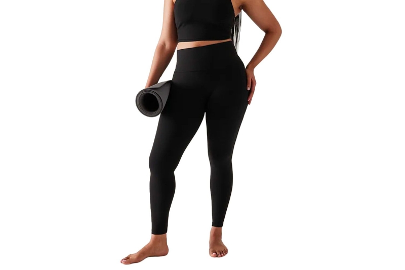 Looking for the best plus-size leggings that work with your busy life? Our fashion experts found the 10 best pairs for working out and working. These leggings from Amazon, Athleta, and other trusted brands have pockets, aren’t see-through, stay up, and don’t chafe.